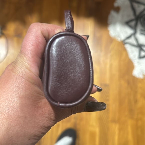 Etienne Aigner - Picture 3 of 5